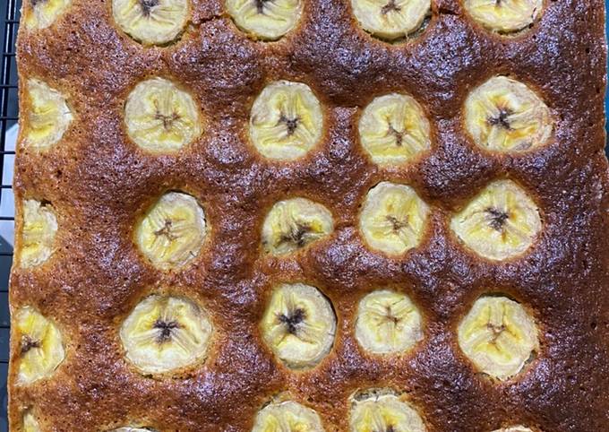 Wajib coba! Bagaimana cara membuat Banana sponge cake - blender yang gurih