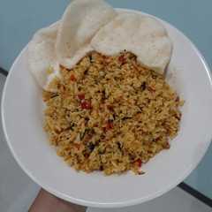 Nasi Goreng Daun Mengkudu Pedas রেসিপির প্রধান ছবি