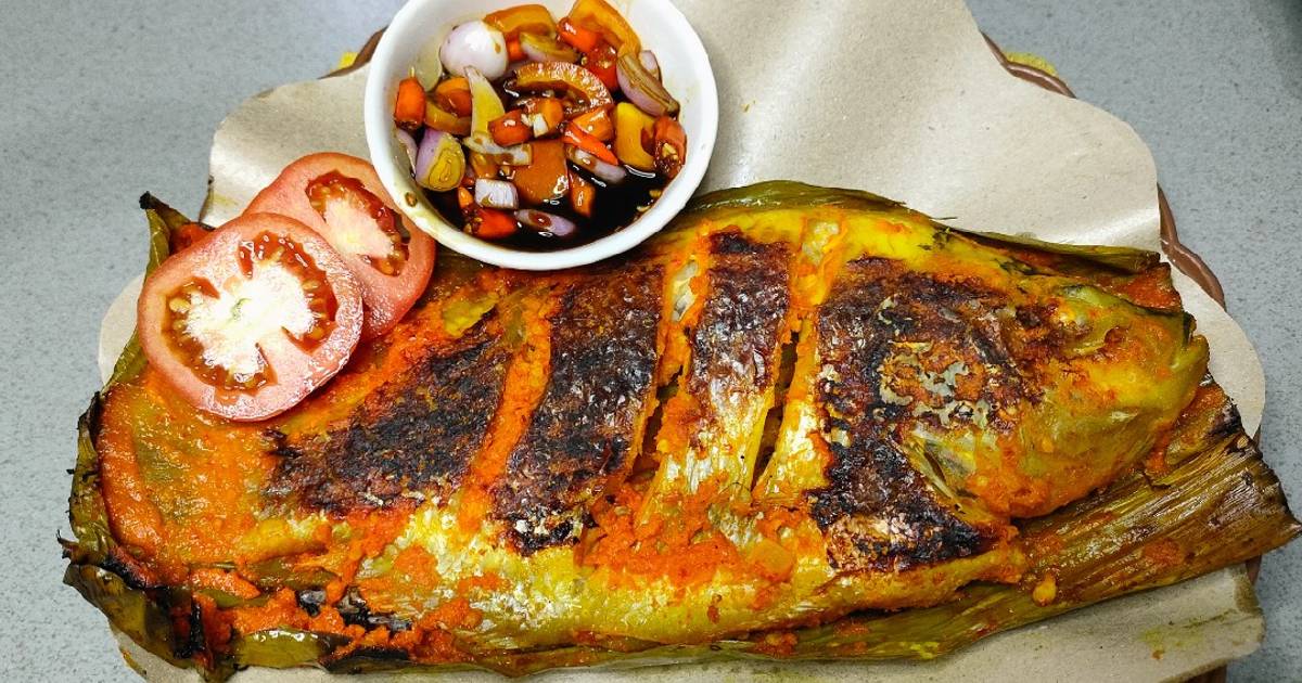 Resep Ikan bakar daun pisang oleh Renny Phink Cookpad