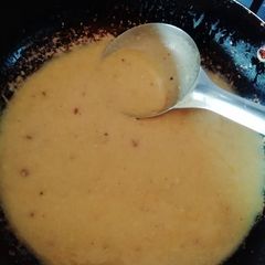 A picture of Kadhi.