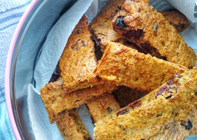 Cranberry & Raisin Maple Oat Bars