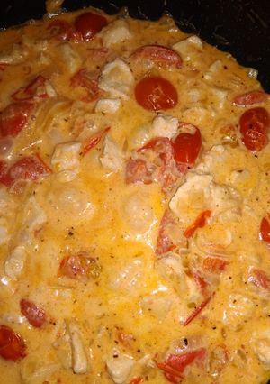 Una foto de Pollo salteado con Cherry para pasta