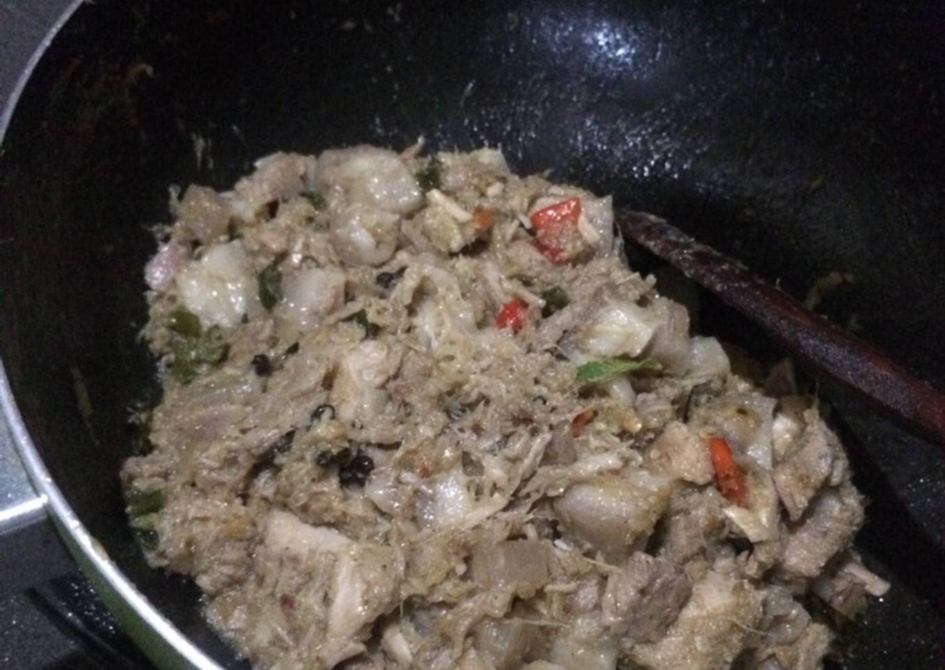 Saksang ala Fe