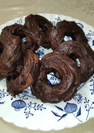 Φωτογραφία της συνταγής Vegan avocado banana chocolate doughnuts 🍩