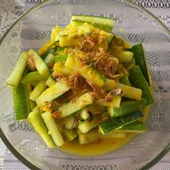 A picture of Timun Acar Kuning.