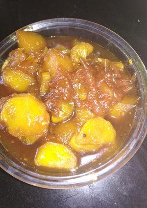 A picture of Apple grapes and sweet Potato chutney.