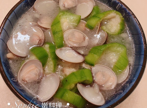 清淡的絲瓜蛤蜊湯 的食譜成品照片