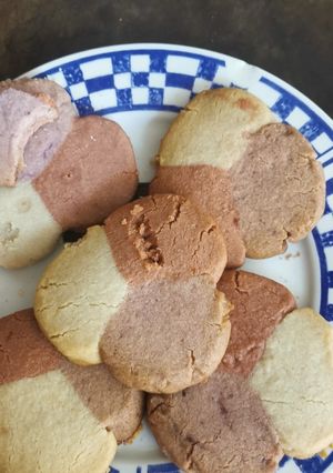 Una foto de Polvorón tricolor