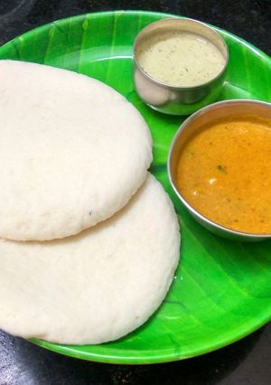 {தட்டு இட்லி} செய்முறை முக்கிய புகைப்படம்