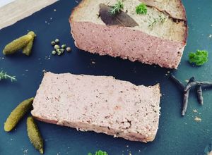 Une photo de Mousse de foie de volaille au porto
