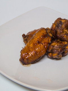 Una foto de Alitas de pollo en salsa soja-miel