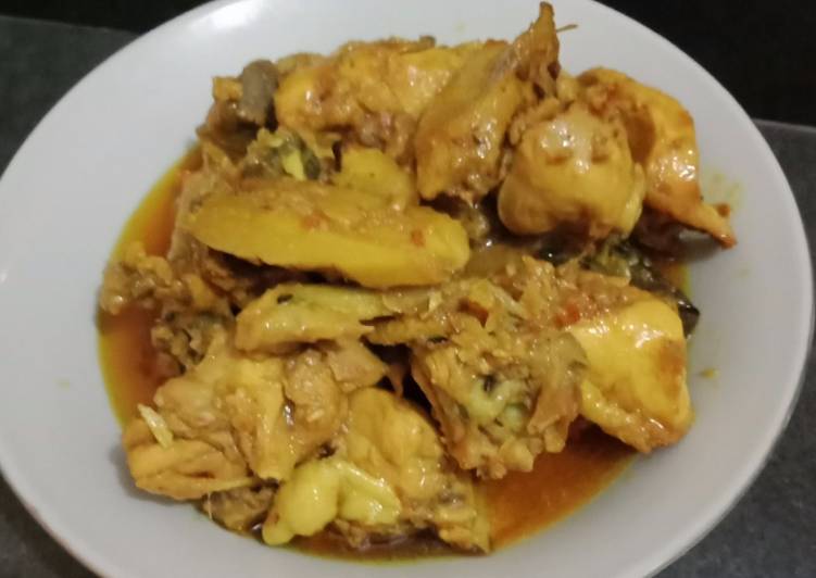 Ayam Bumbu Kuning