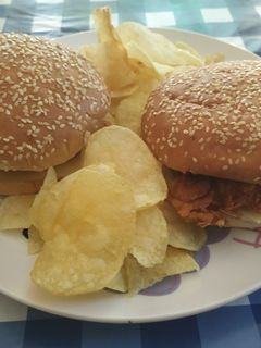 Una foto de Hamburguesas de crunch de pollo