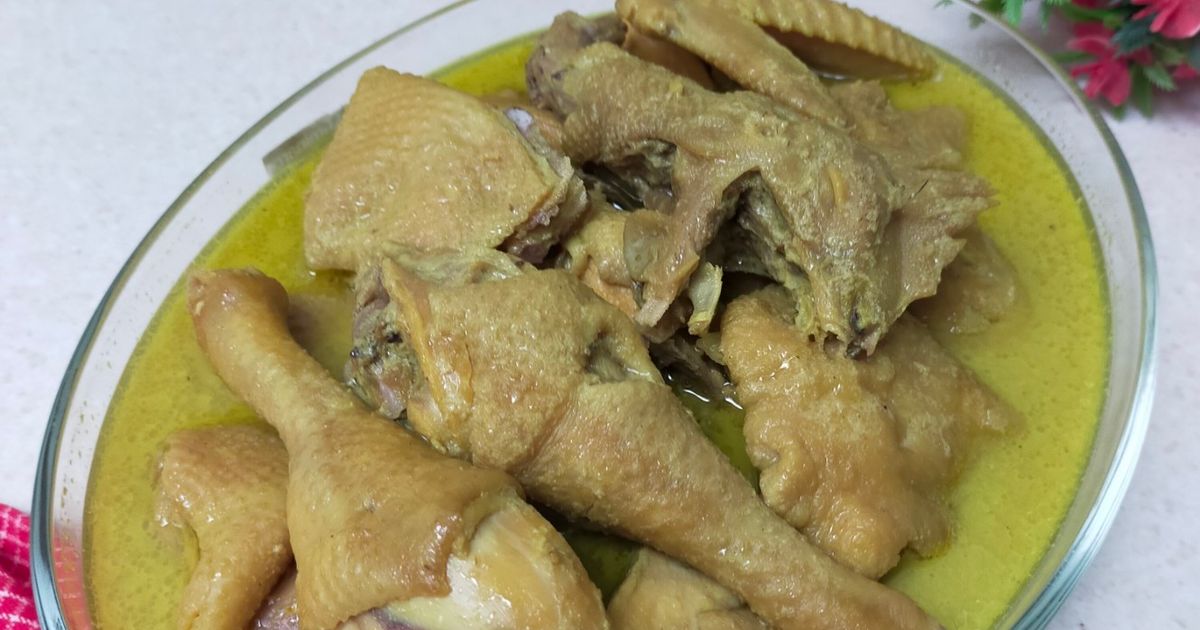 Opor Ayam Kampung