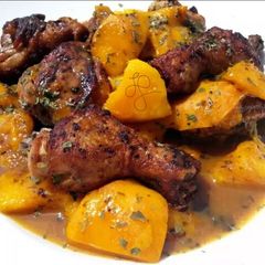 A picture of Mango Chicken.