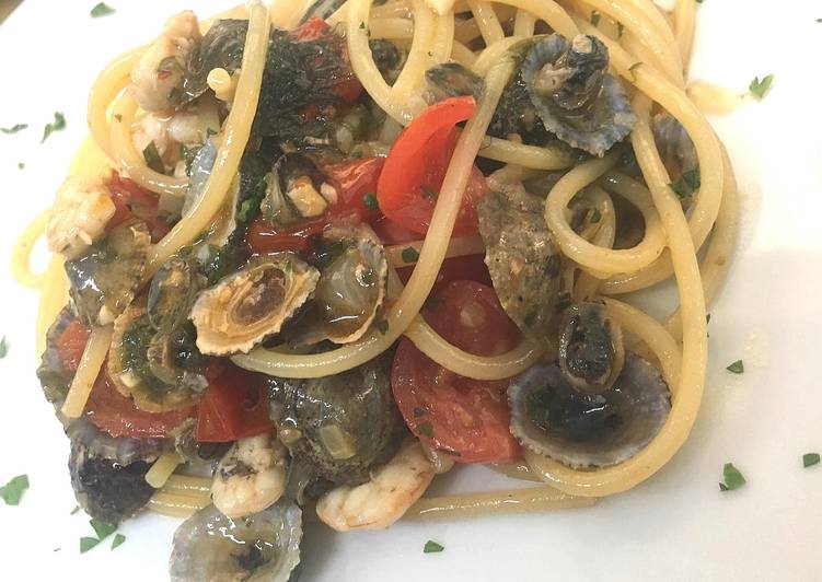 Simple Way to Make Award-winning Spaghetti patelle vongole e cilieggino