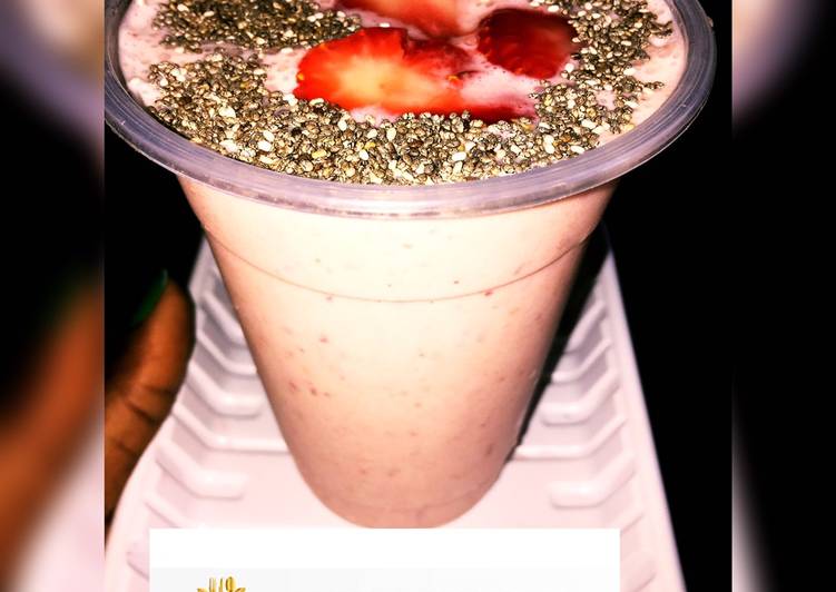 Easiest Way to Prepare Award-winning Strawberries and Banana milkshake