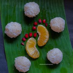 A picture of Narkel Naru or Coconut Ladoo.