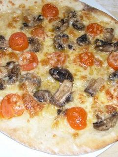 Una foto de Pizza a la boscaiola