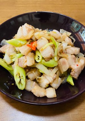 รูปของ ผัดหมูสามชั้นน้ำพริกกะปิ