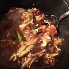 A picture of Slow Cooker Chicken Chili.