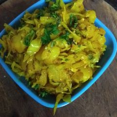 A picture of Cabbage-Potatoes Sabji.