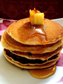 বাটার প্যানকেক (butter pancake recipe in Bengali) রেসিপির প্রধান ছবি