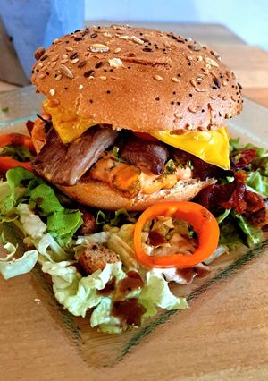 Une photo de Burger aiguillettes de canard