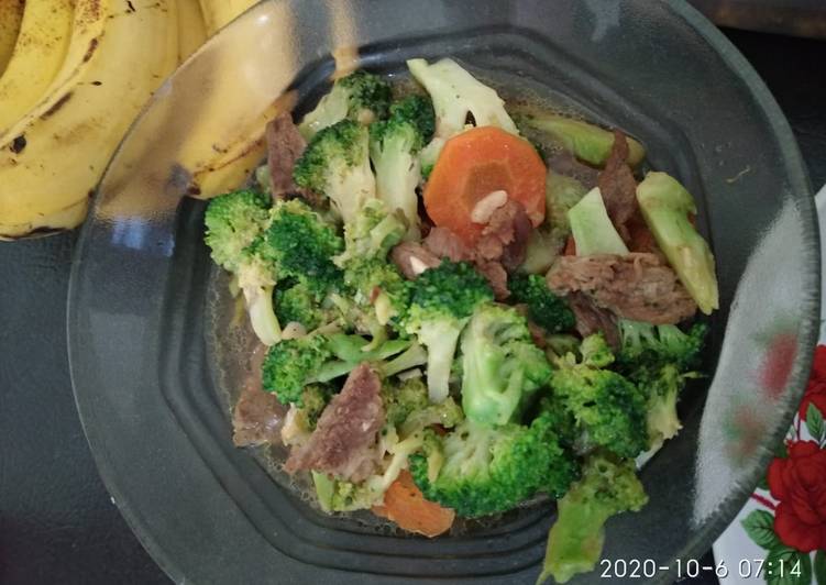 Resep Tumis brokoli daging yang mudah