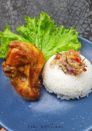 Foto resep Ayam goreng bumbu kuning sambal matah