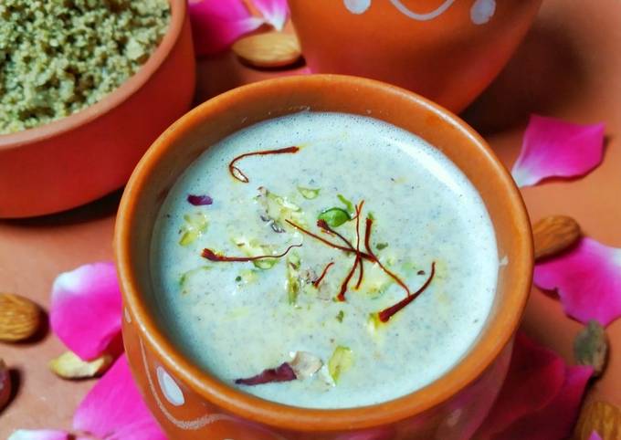 Recipe of Bobby Flay Thandai