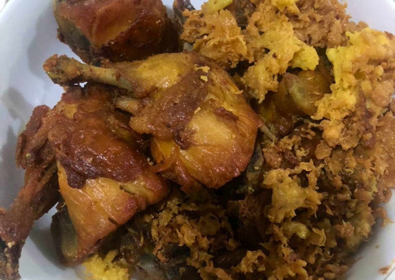 Ayam Goreng Kremes Bumbu Kuning
