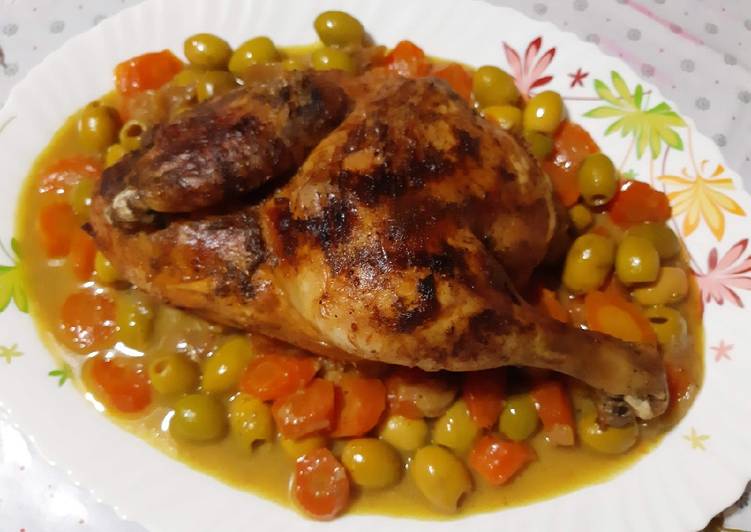 Voici la recette Poulet olives carottes 🍴 spécial