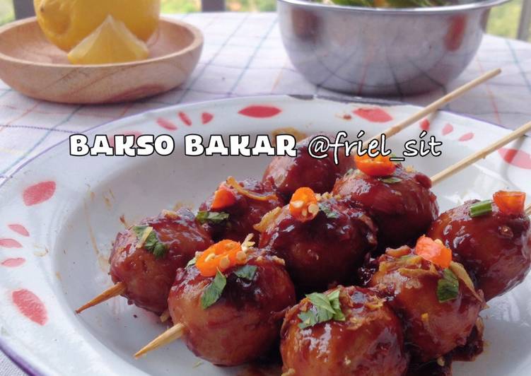 Cara Gampang Membuat Bakso bakar, Menggugah Selera