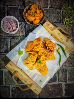 মোগলাই পরোটা (moghlai porota recipe in Bengali) রেসিপির প্রধান ছবি