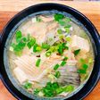 Salmon head miso soup (sup miso kepala salmon)