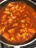 Molho de salsichas para cachorro (quente)