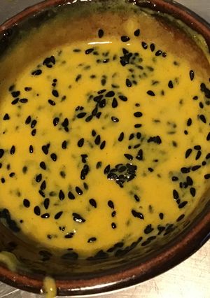 Une photo de Marinade moutarde aigre douce olive citron nigelle