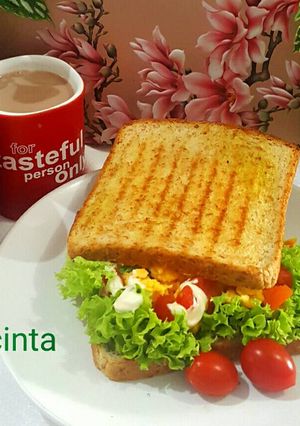 Foto resep Roti Tawar lapis telur tomat