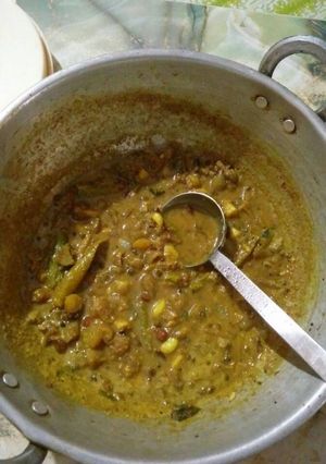 பூண்டு குழம்பு செய்முறை முக்கிய புகைப்படம்