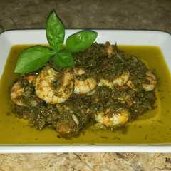 Una foto de Langostinos al pesto