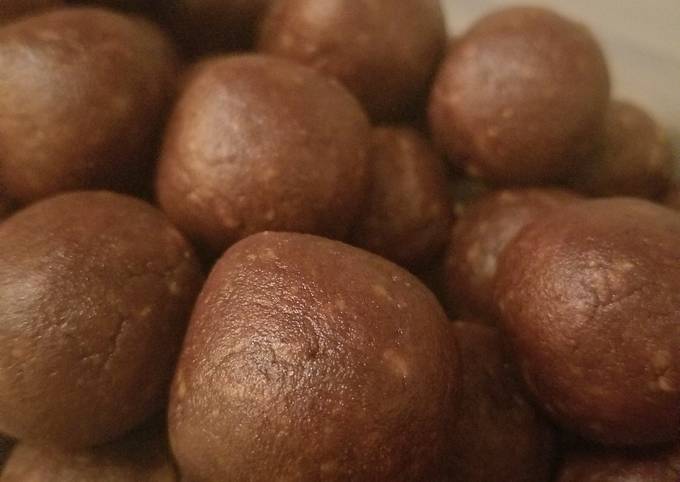 Recipe of Ultimate Healthy Chocolate PB Balls