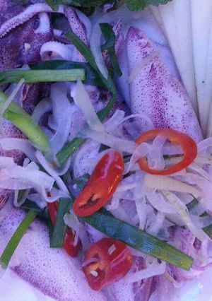 Hình của món Mực hấp gừng.