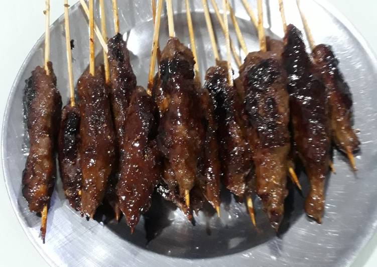 Sate daging giling