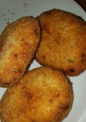 Una foto de Bombas de pescado rellena