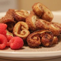 A picture of Puff pastry twist.
