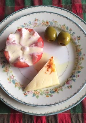 Una foto de Entrada de queso y aceitunas