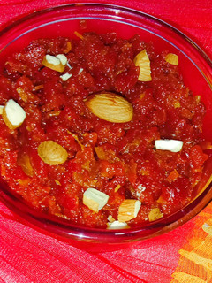 गाजर का हलवा (gajar ka halwa recipe in Hindi) रेसिपी मुख्य फोटो