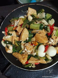 Foto resep Tumis / oseng pokcoy tahu &telur puyuh