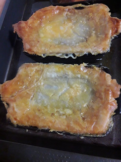 Una foto de Hojaldre relleno de rabo de toro